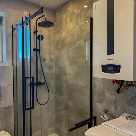 W Strone Slonca By Libertarent Apartman